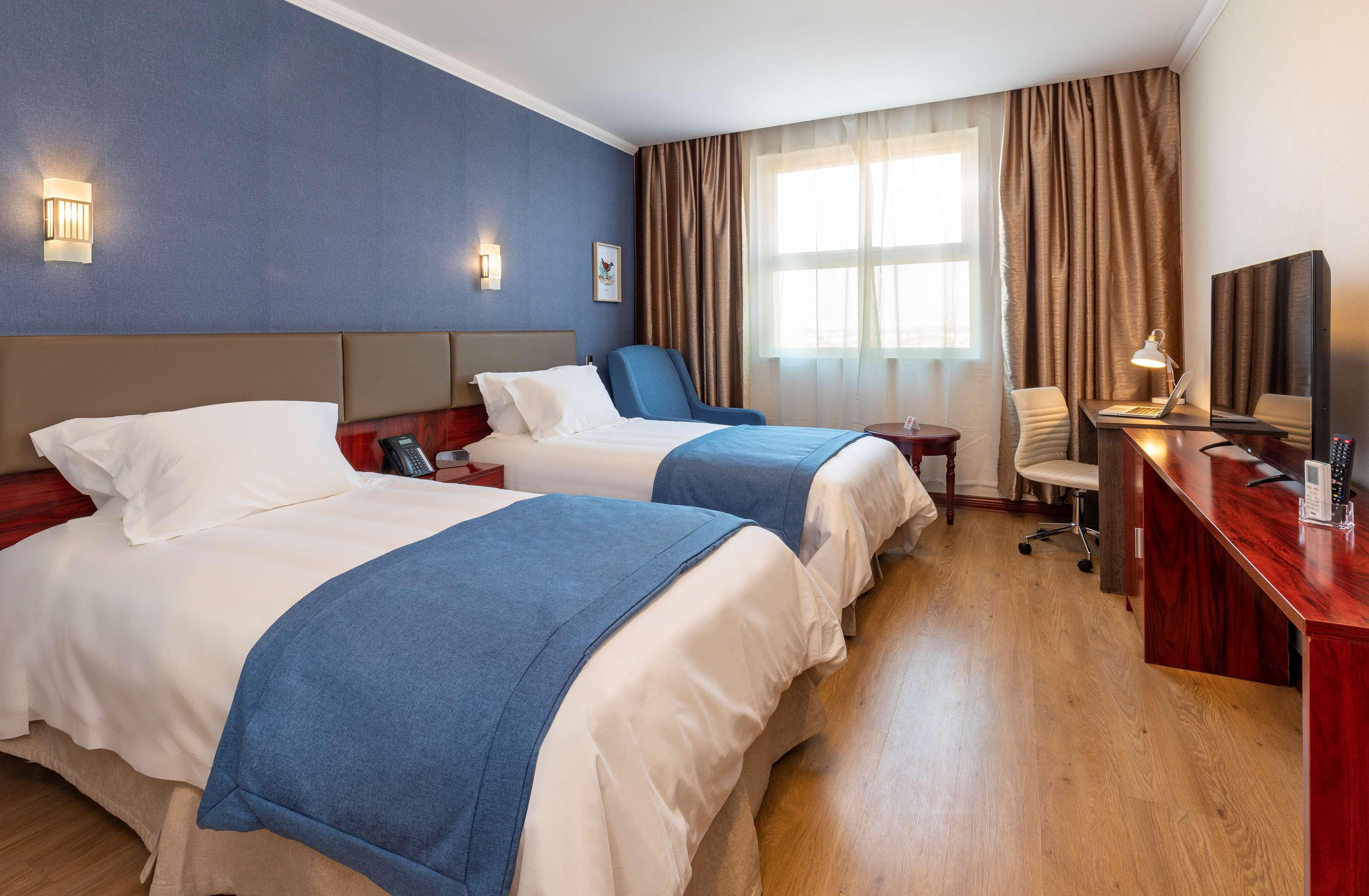 Nobile Hotel Estacion Central Сантьяго Экстерьер фото
